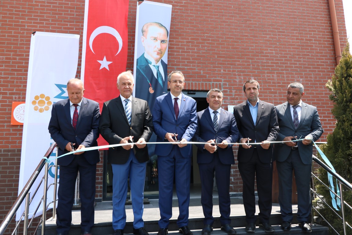 Türkiye’nin İlk Kimya İhtisas Organize Sanayi Bölgesinden İstihdam Atılımı